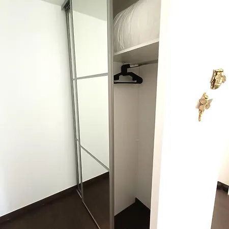 T3 Luxe Neuf 6p 2 Ch 2 Salle De Bains Parking Prive En Sous Sol Lit Bebe C205 Apartment