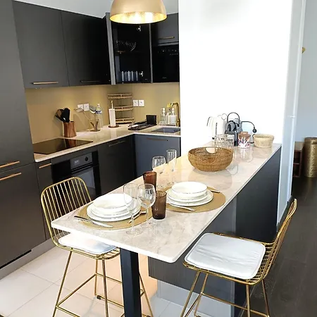 T3 Luxe Neuf 6p 2 Ch 2 Salle De Bains Parking Prive En Sous Sol Lit Bebe C205 Apartment *
